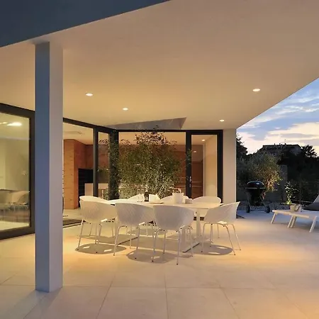 Vilă 5*modern Seaview With Private Pool *